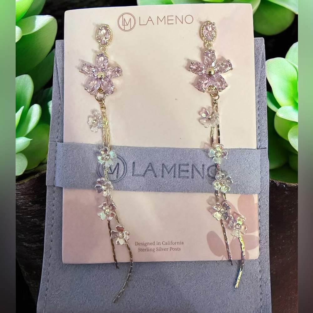 LAMENO Gorgeous Gold and Silver Floral Drop Earrings